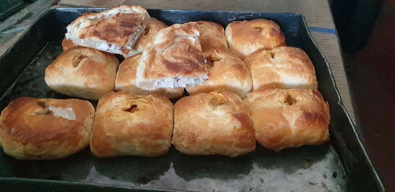 fresh baked buns tray new imperial bakery kgf traditional anglo indian bakery items