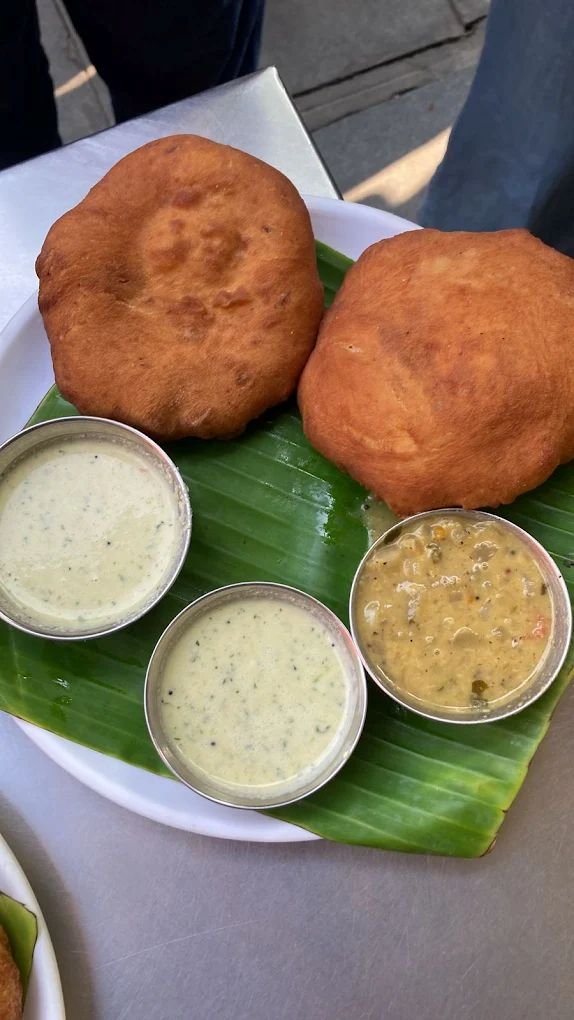 Traditional Mangalore buns served with chutney and saagu at Sri Devi Darshini