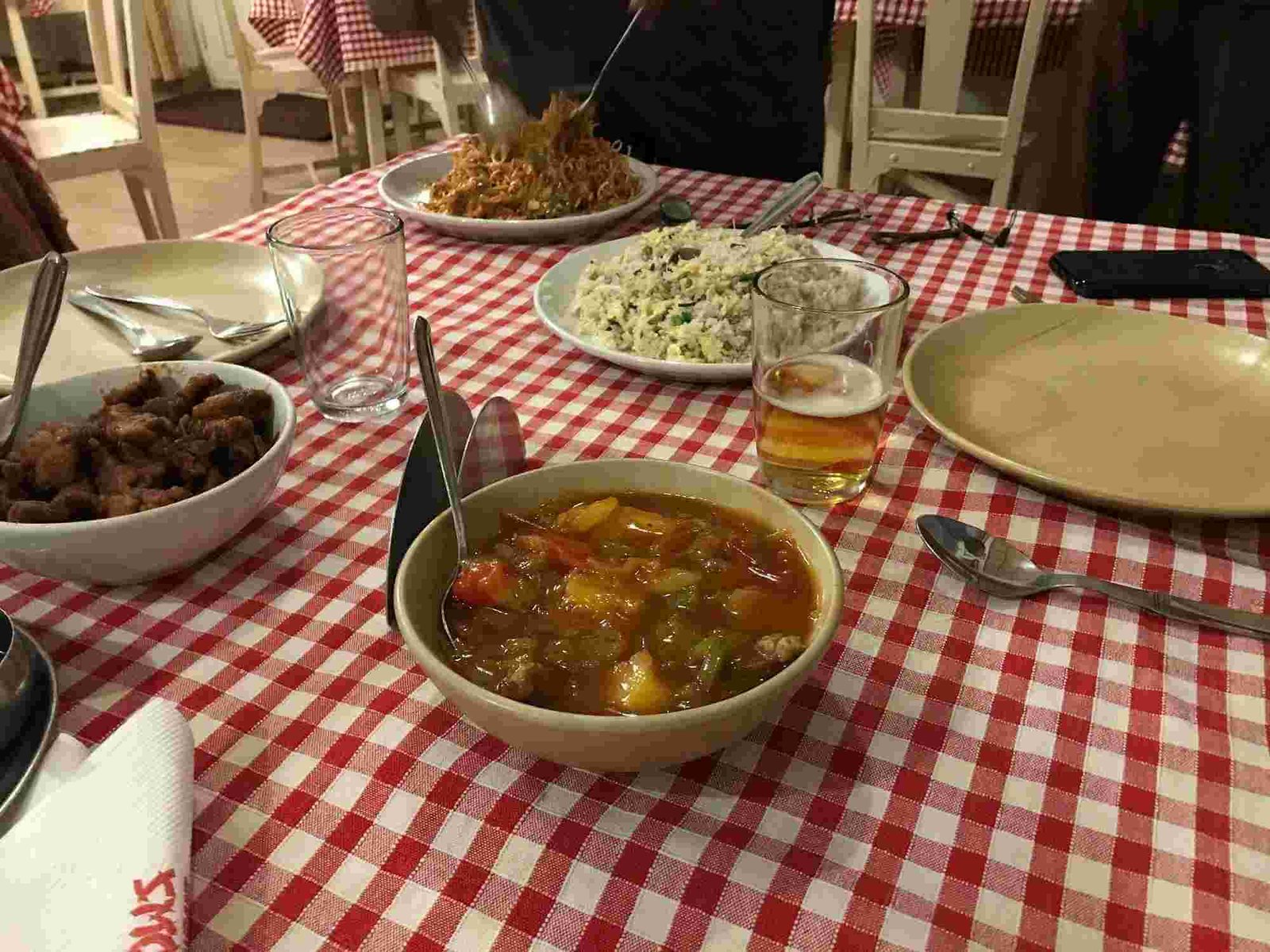 Chinese food spread at Shinkows Ooty featuring soup, fried rice, noodles, and crispy starters